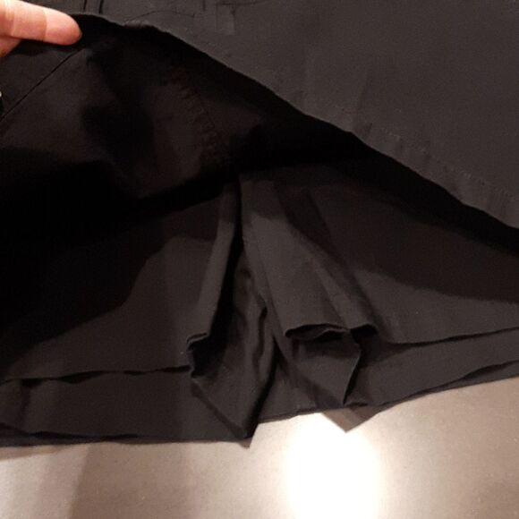 Dockers Black Skorts - Picture 5 of 7